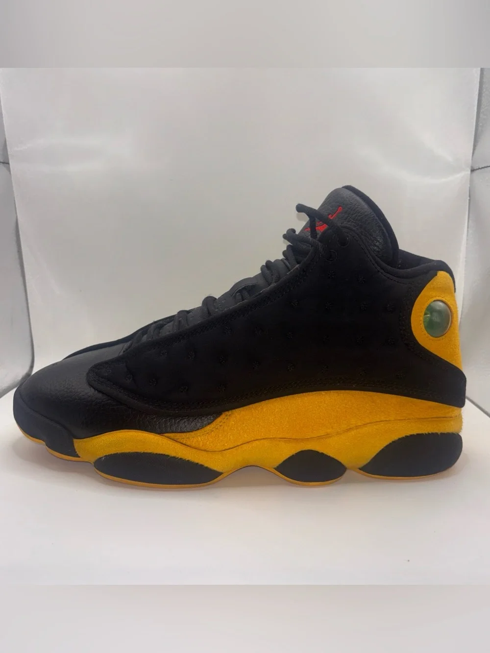 Air Jordan 13 Retro B-Grade Melo Class 2022, Men’s size 10.5, 414571-035